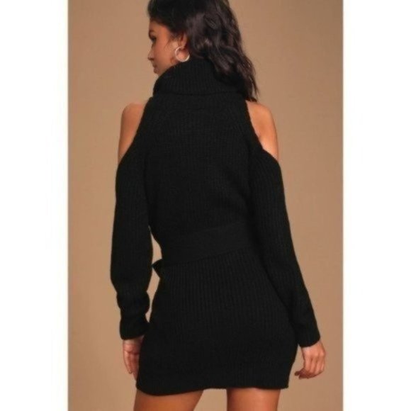 NWT Lulu's Cold Shoulder Black Turtleneck Mini Sweater Dress Size Small - Picture 4 of 4